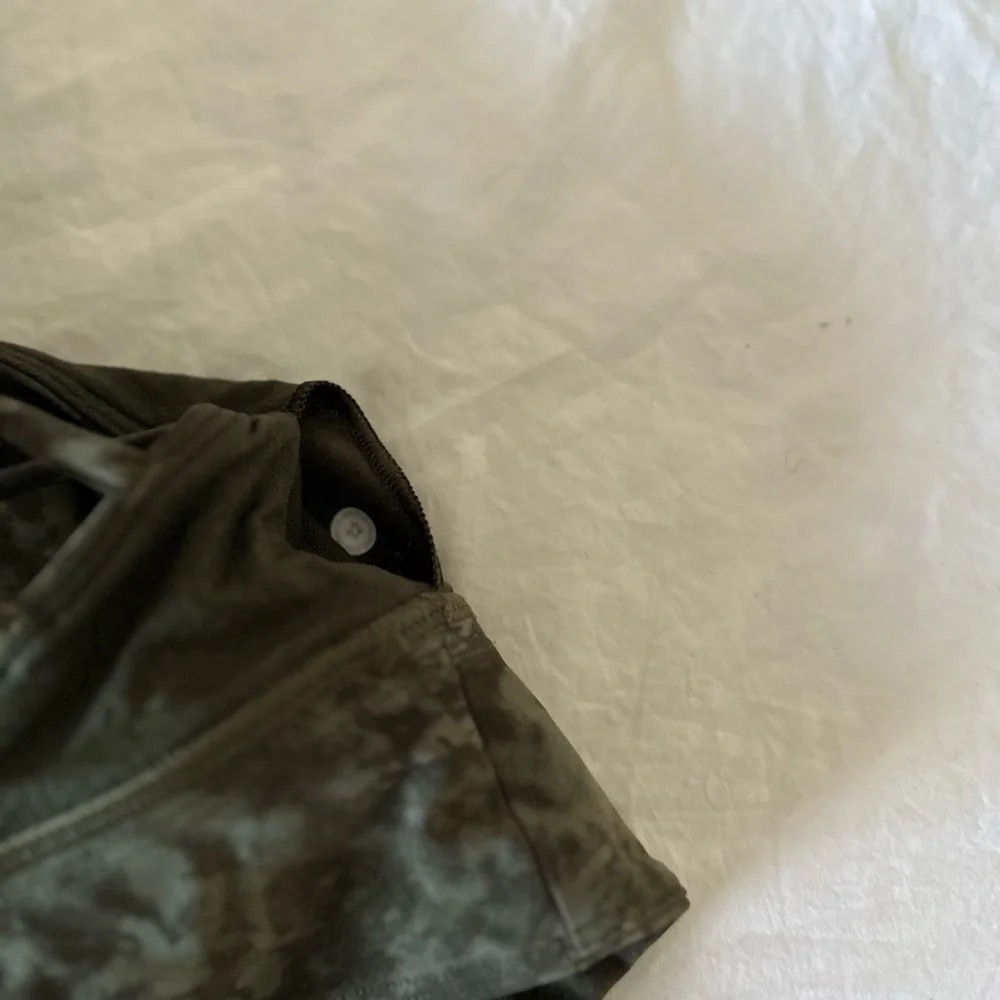 Lululemon Sport bra LIKE NEW